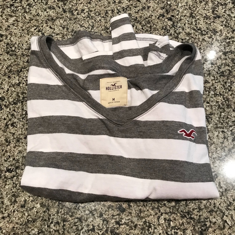 Hollister V-Neck Long Sleeve